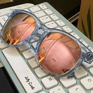 Blenders Pacific Grace sunglasses